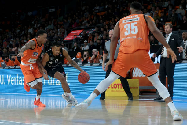 瑞典虽然在 瑞典虽然在