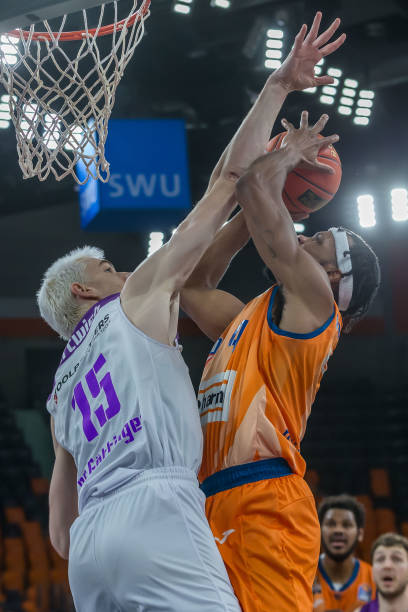 在对阵三中 在对阵三中